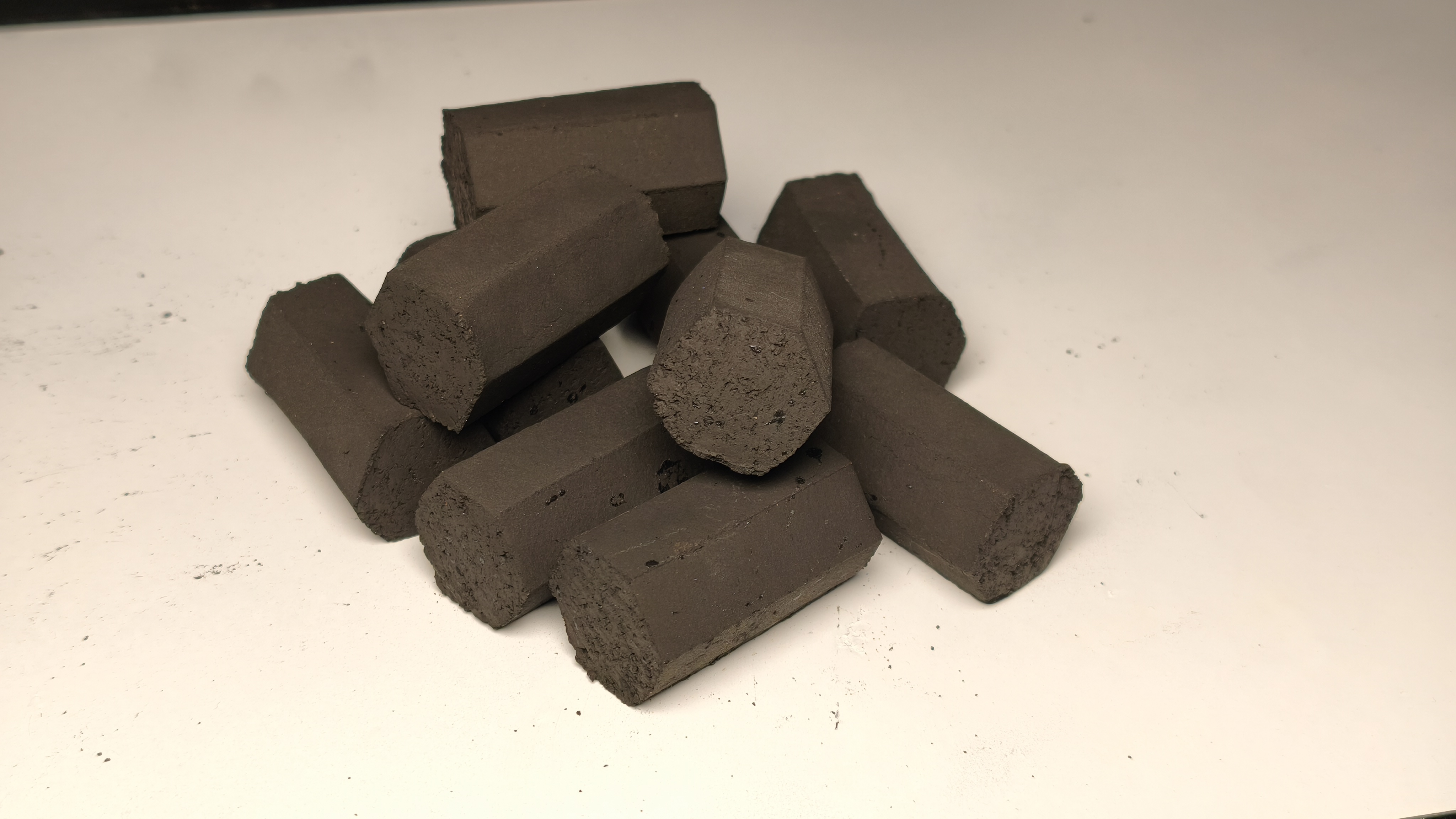 shisha hexagonal coals